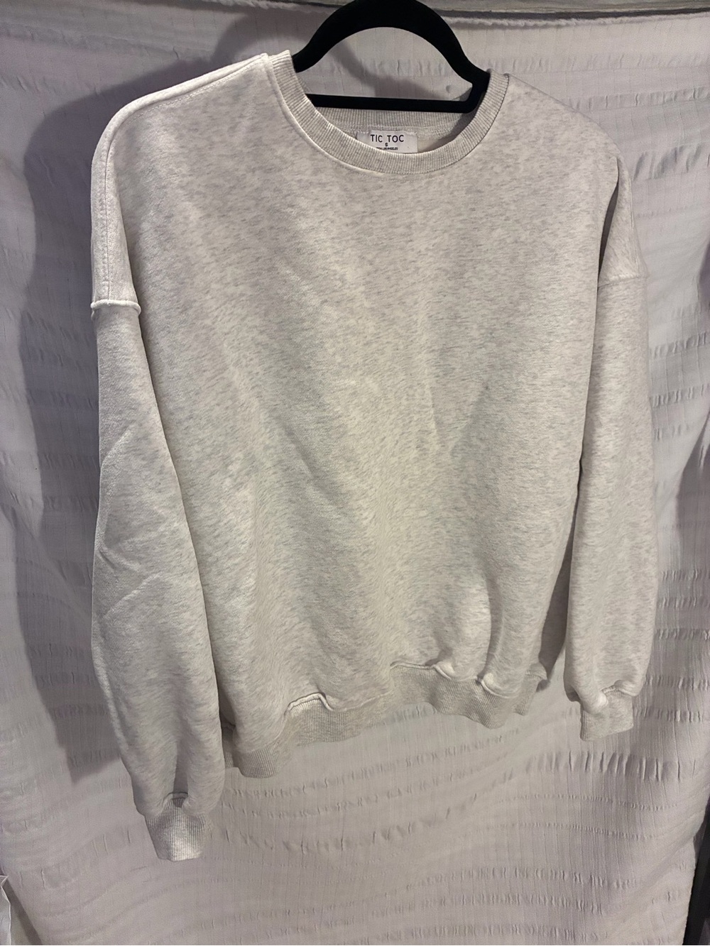 TIC TOC Women’s Light Gray Crewneck Sweatshirt